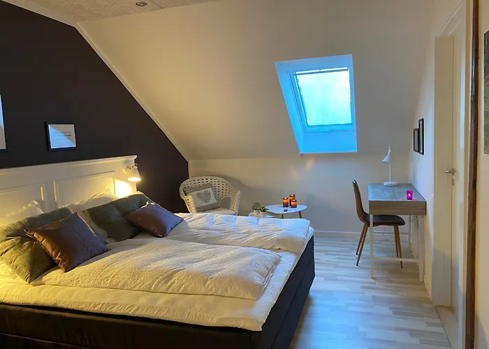Nyopfort Luksusvaerelse I Naturskonne Og Rolige Omgivelser
